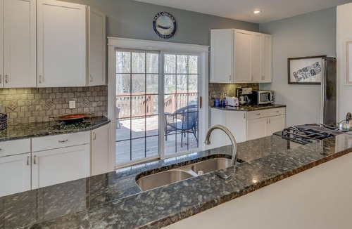 New Buffalo Cottage | Tallgrass Cottage | Walden Woods Retreat | Loft & Screened Porch