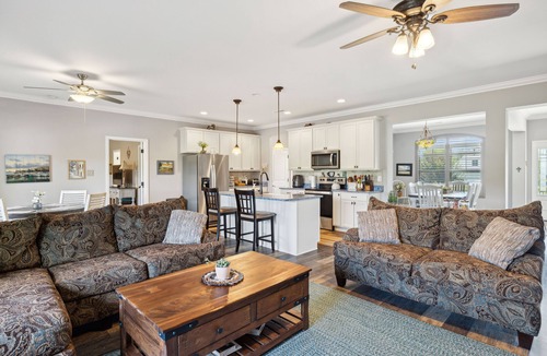 Loudon House | Tellico Village Sunset Meadow. Country setting