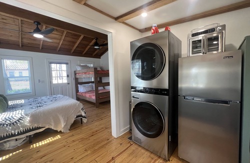 Tia Juana Cabin | That Dam Cabin - Outdoor Living - Hot Tub, 65” TV, & Blackstone Griddle!
