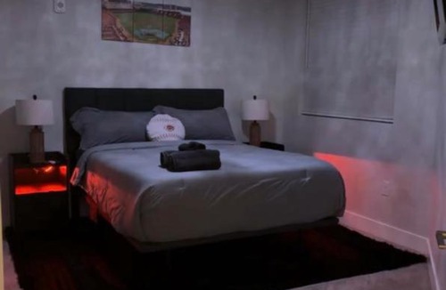 Central Business District Apartment | The 513 Flat! 1BR, 1Bath Apt with Pool and Riverfront View! Free Gated Parking! Only Steps from The banks & Stadiums!