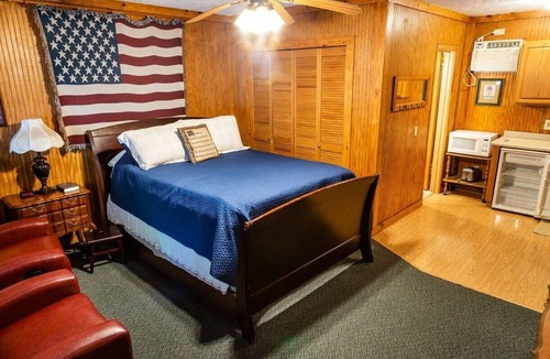 Clayton Hotel | The Americana Room - with Gas Log Fireplace!
