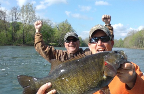Pearisburg Cabin | The Anglers' Roost at Walker Creek Retreat