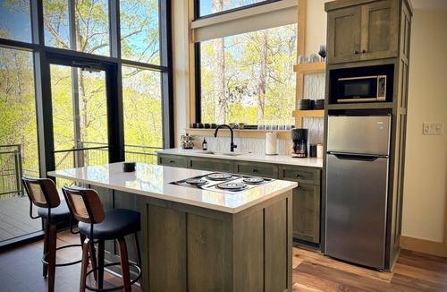 Hot Springs Resort | The Bramble at In the Trees, Mountaintop, Hot Tub, Fireplace, Luxury