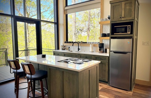 Hot Springs Resort | The Bramble at In the Trees, Mountaintop, Hot Tub, Fireplace, Luxury