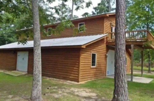 Georgetown House | The Barn, Entire home hosted by David 5 guests 3 bedrooms 3 bed, 2 bath