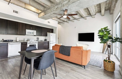 Baton Rouge Apartment | The Best of Downtown Living!