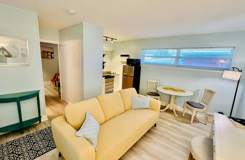 Lake Worth Apartment | The Blue Tortuga 3 - 1 BR apartment