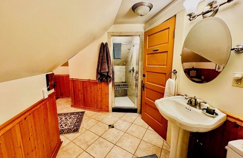 Old West Side Bed & Breakfast | The Burnt Toast Inn- Attic Suite