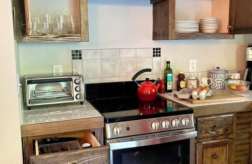Woodfin Cottage | The Carriage House, elegance and nature in Asheville