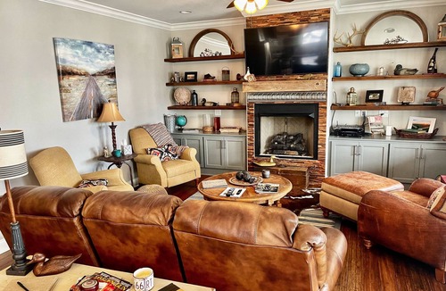 Belen Apartment | The Carriage House on Moon Lake near Clarksdale MS and Helena AR