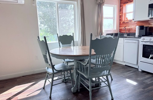Watertown Apartment | The Cedar Loft/Apartment