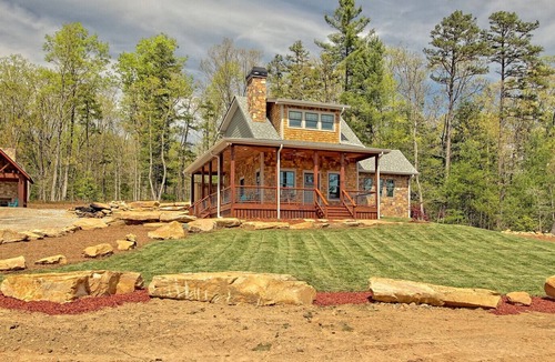 Clarkesville Cottage | The Cottage at Panther Creek