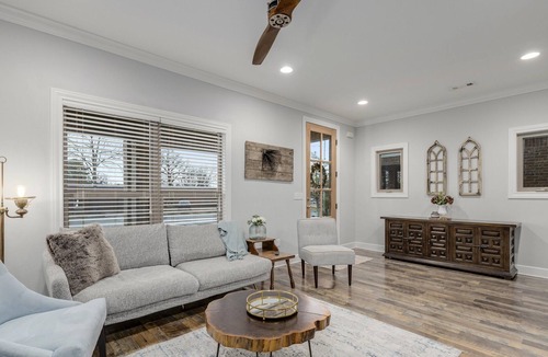 Rogers House | The Country Cottage - Half Mile From Railyard Bike Park
