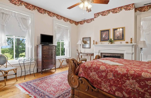 Dublin Bed & Breakfast | The Cowan Suite Historic Rockwood Manor