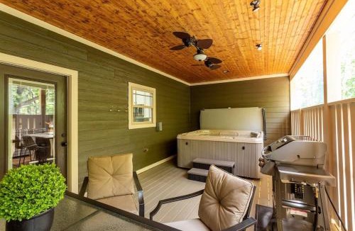 Skyland House | The Cypress Cottage