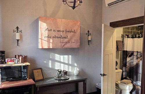Hermann Bed & Breakfast | The Da Vinci Suite is one of our four rooms.