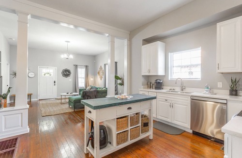 Orchard Knob House | The De'Vine Home- 5 mins. from Downtown