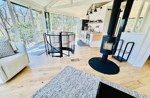 Hillsville House | The Enchanted Nook- Romantic Retreat