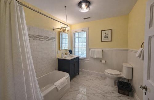 Locust Dale Hotel | The Estate at Meander