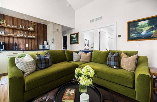 Arcadia House | The Farm at Arcadia: Newly Renovated Golf Retreat