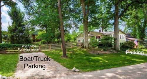 Fairfield Beach House | The Float House at Buckeye Lake - Hot Tub - Patio - Privacy
