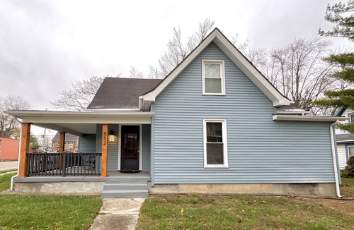 Xenia House | The Gathering Place - 10 min Yellow Springs - 15 min Dayton Air Force Museum