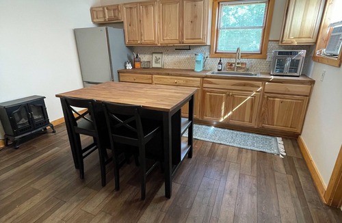 Jasper House | The Goat House, a Barn Apartment, LGBT+ Friendly