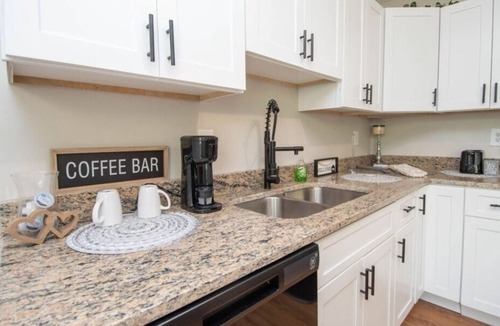 Jonesboro House | The Great Escape! A spacious and inviting atmosphere to relax and entertain.!!