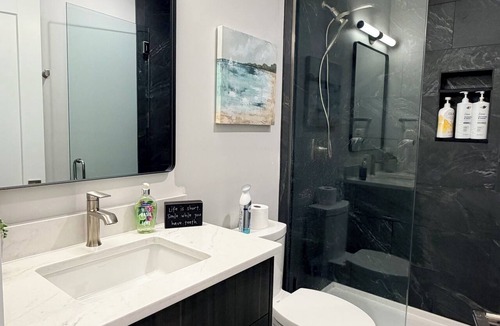 St. Louis Apartment | The Grove Studio, Manchester Ave:Near Forest Park