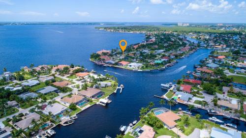 Yacht Club Villa | The Hammock - Beautiful waterfront 4 bedroom home with heated pool