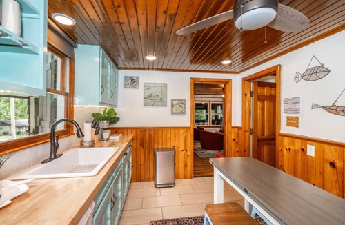Loveland Cabin | The Heist, A River Retreat