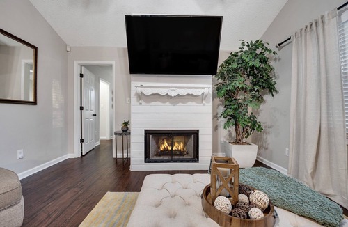 Winston House | The Hidden Gem. nnQuiet, Cozy & only 30 minutes from down town Atlanta.
