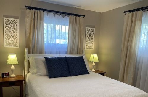 Westphalia House | The Hide Away