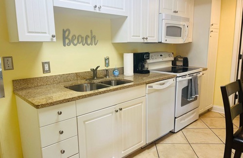 North Litchfield Beach Condo | The Hideaway at Pawleys