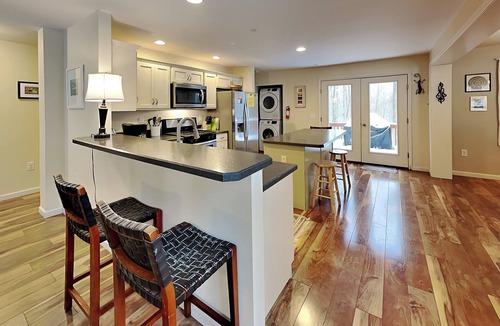 Sky Valley House | The Hideaway House | Hot Tub, Fire Pit, Lake Access