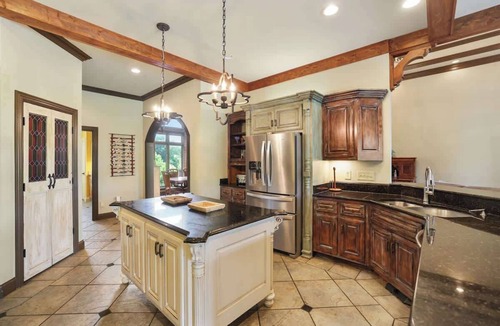 Goodlettsville House | The Hillside Estate - Private Retreat w Pool
