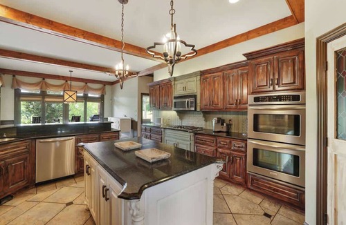 Goodlettsville House | The Hillside Estate - Private Retreat w Pool