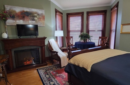 Bay City Bed & Breakfast | The Historic Webster House