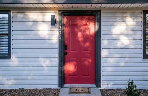 Oxford House | The Ira, 1BR King Nook by Velvet Ditch Villas