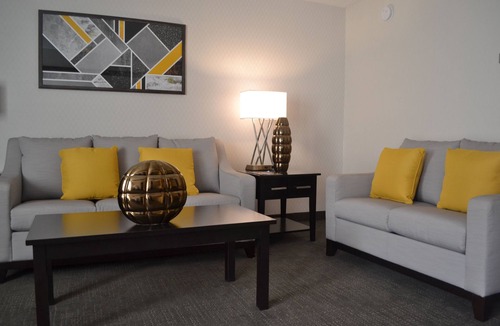 Bryant Pattengill West Hotel | The Kensington Hotel