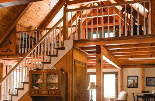 Milltown House | The Lake House at Garrison Farmstead near Columbia KY