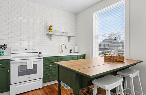 Bay City Apartment | The Lighthouse Loft with a View