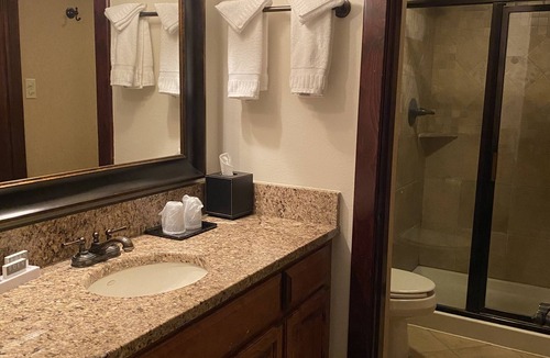 McHenry Cabin | The Lodge at Wisp-1 BDRM Luxury Sleeps 4