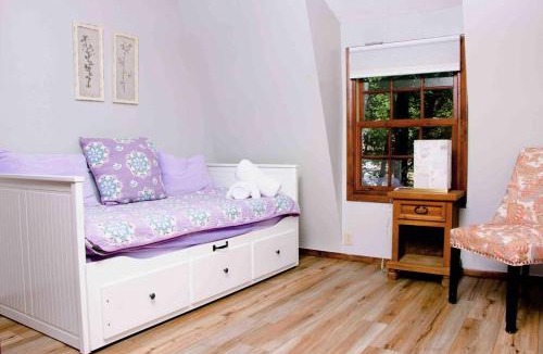 Hulbert House | The Lodge on Gray House Farm