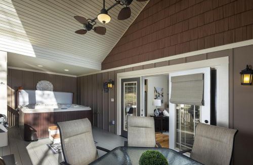 Skyland House | The Magnolia Cottage
