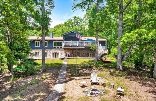 Huddleston House | The Main House - Lakefront home with private hot tub & balcony