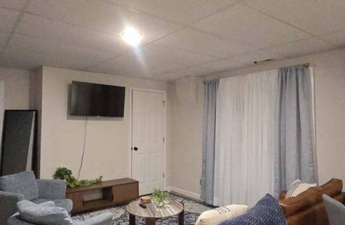 Ashland Apartment | The Market Place Apts -Suite 3 (5043)