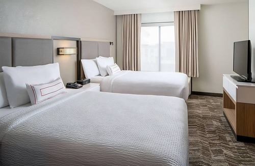 Donelson Hotel | The Nashville Hideaway! 2 Modern Units, Pet-friendly Property, Kitchenette!