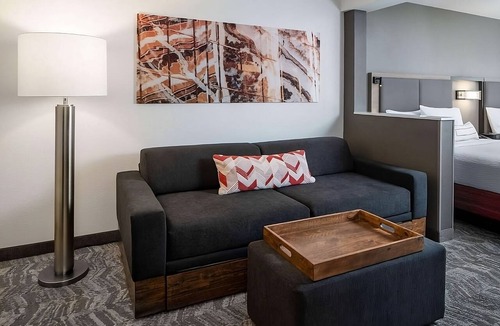 Donelson Hotel | The Nashville Hideaway! 2 Modern Units, Pet-friendly Property, Kitchenette!
