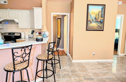 Harwood Lane House | The National Whitewater-Charming house with WiFi, and AC in lovely Charlotte!